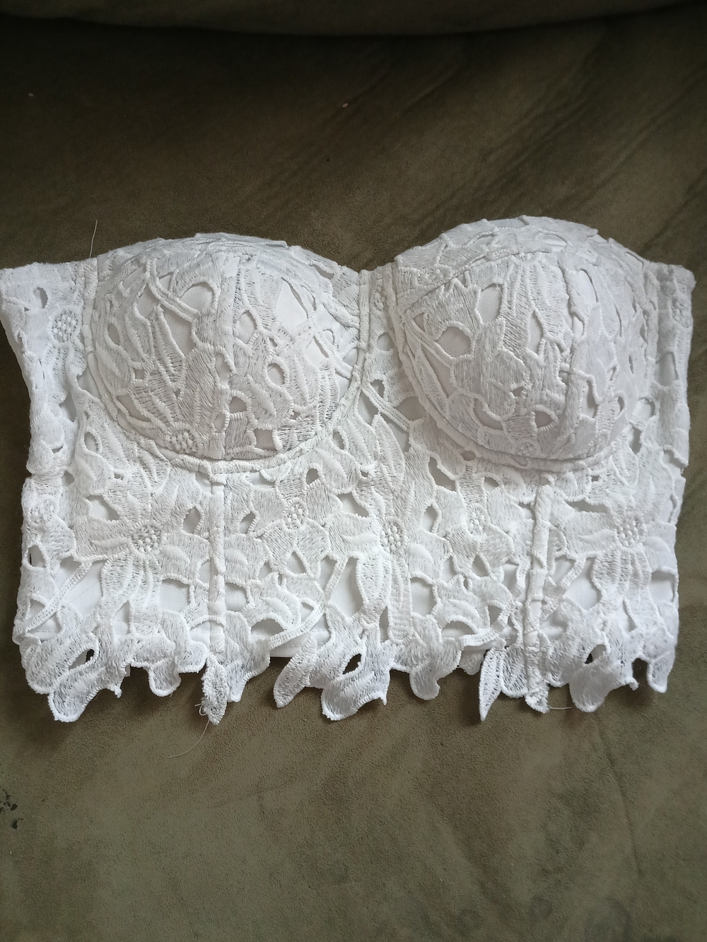 REVAMPED if you can show me how to do a sale then I will give you 3 $5 items for
